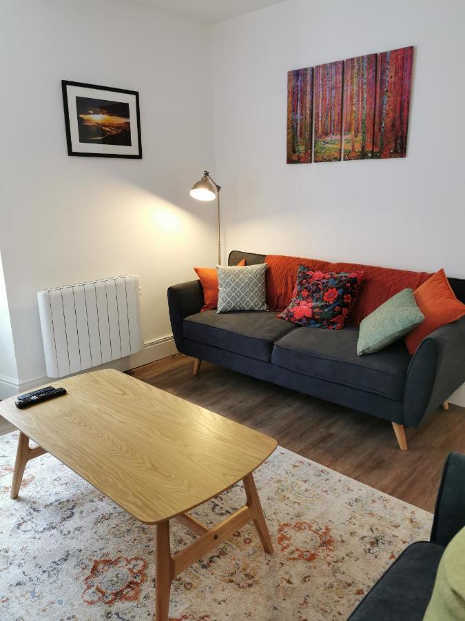 Eldon Row - Stylish Character Apartments - Central Location 1 & 2 Bed Available 多尔盖罗 外观 照片