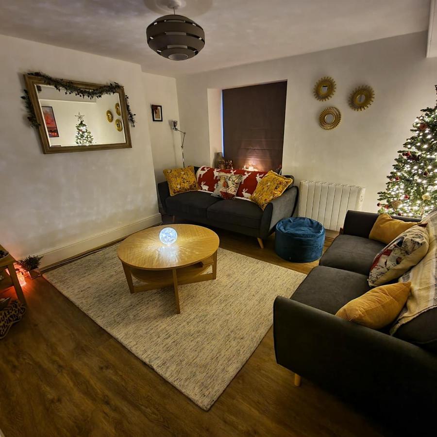 Eldon Row - Stylish Character Apartments - Central Location 1 & 2 Bed Available 多尔盖罗 外观 照片